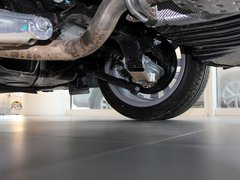 2011款 320i 2.0L 自动豪华型