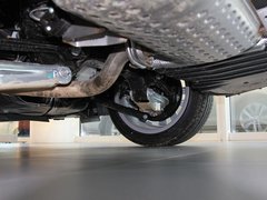 2011款 320i 2.0L 自动豪华型