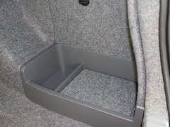 2011款 320i 2.0L 自动豪华型