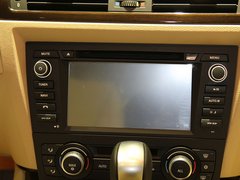 2011款 325i 2.5L 时尚型