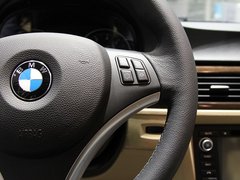 2011款 325i 2.5L 时尚型