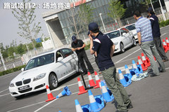 2011款 325i 2.5L 豪华型