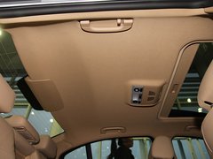2011款 325i 2.5L 豪华型