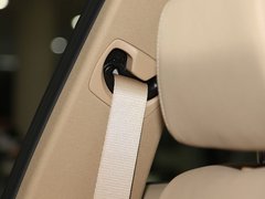 2011款 325i 2.5L 豪华型