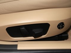 2011款 325i 2.5L 豪华型