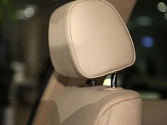 2011款 325i 2.5L 豪华型
