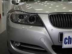 2011款 325i 2.5L 豪华型