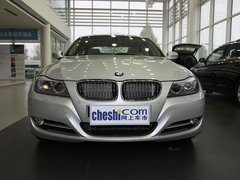 2011款 325i 2.5L 豪华型