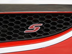 2010款 三厢 1.5L 手动 运动版
