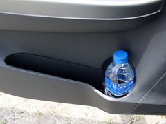2010款 三厢 1.5L 手动 运动版