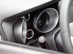 2010款 三厢 1.5L 手动 运动版
