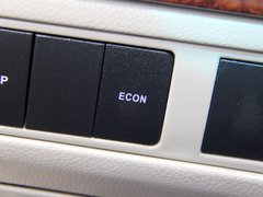 2010款 三厢 1.5L 手动 运动版