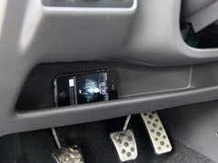 2010款 三厢 1.5L 手动 运动版