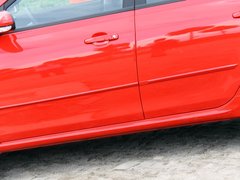 2010款 三厢 1.5L 手动 运动版