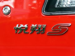 2010款 三厢 1.5L 手动 运动版