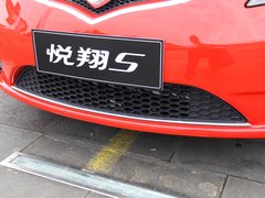 2010款 三厢 1.5L 手动 运动版