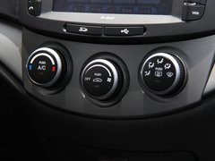 2010款 三厢 1.5L 手动 运动版