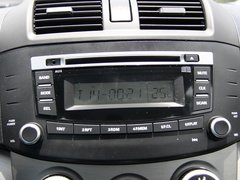 2010款 三厢 1.5L 手动 运动版