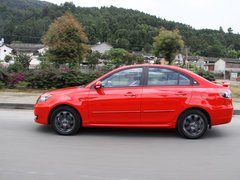 2010款 三厢 1.5L 手动 运动版