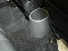 2010款 三厢 1.5L 手动 运动版