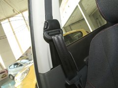 2010款 三厢 1.5L 手动 运动版