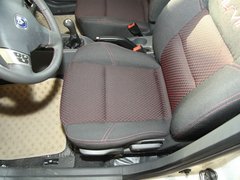 2010款 三厢 1.5L 手动 运动版