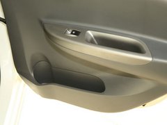 2010款 三厢 1.5L 手动 运动版