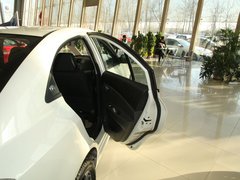 2010款 三厢 1.5L 手动 运动版
