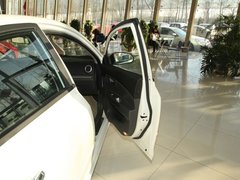 2010款 三厢 1.5L 手动 运动版