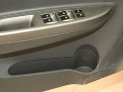 2010款 三厢 1.5L 手动 运动版