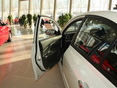 2010款 三厢 1.5L 手动 运动版