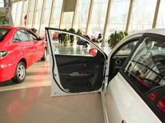 2010款 三厢 1.5L 手动 运动版