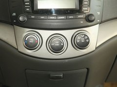2010款 三厢 1.5L 手动 运动版