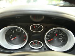 2010款 三厢 1.5L 手动 运动版