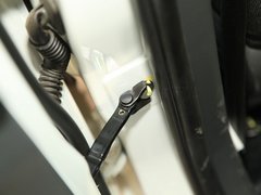 2010款 三厢 1.5L 手动 运动版