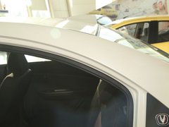 2010款 三厢 1.5L 手动 运动版