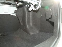 2010款 三厢 1.5L 手动 运动版