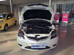 2010款 三厢 1.5L 手动 运动版