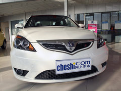 2010款 三厢 1.5L 手动 运动版