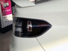 2010款 三厢 1.5L 手动 运动版