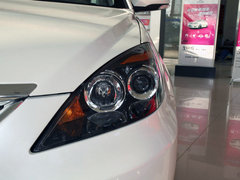 2010款 三厢 1.5L 手动 运动版