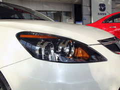 2010款 三厢 1.5L 手动 运动版