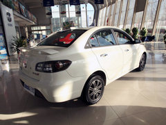 2010款 三厢 1.5L 手动 运动版