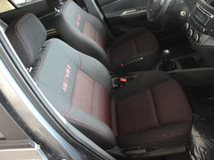 2010款 三厢 1.5L 手动 运动版