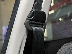 2010款 三厢 1.5L 手动 运动版