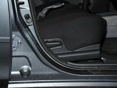 2010款 三厢 1.5L 手动 运动版