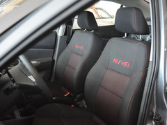 2010款 三厢 1.5L 手动 运动版