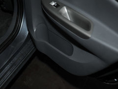 2010款 三厢 1.5L 手动 运动版