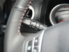 2010款 三厢 1.5L 手动 运动版