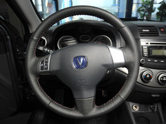 2010款 三厢 1.5L 手动 运动版